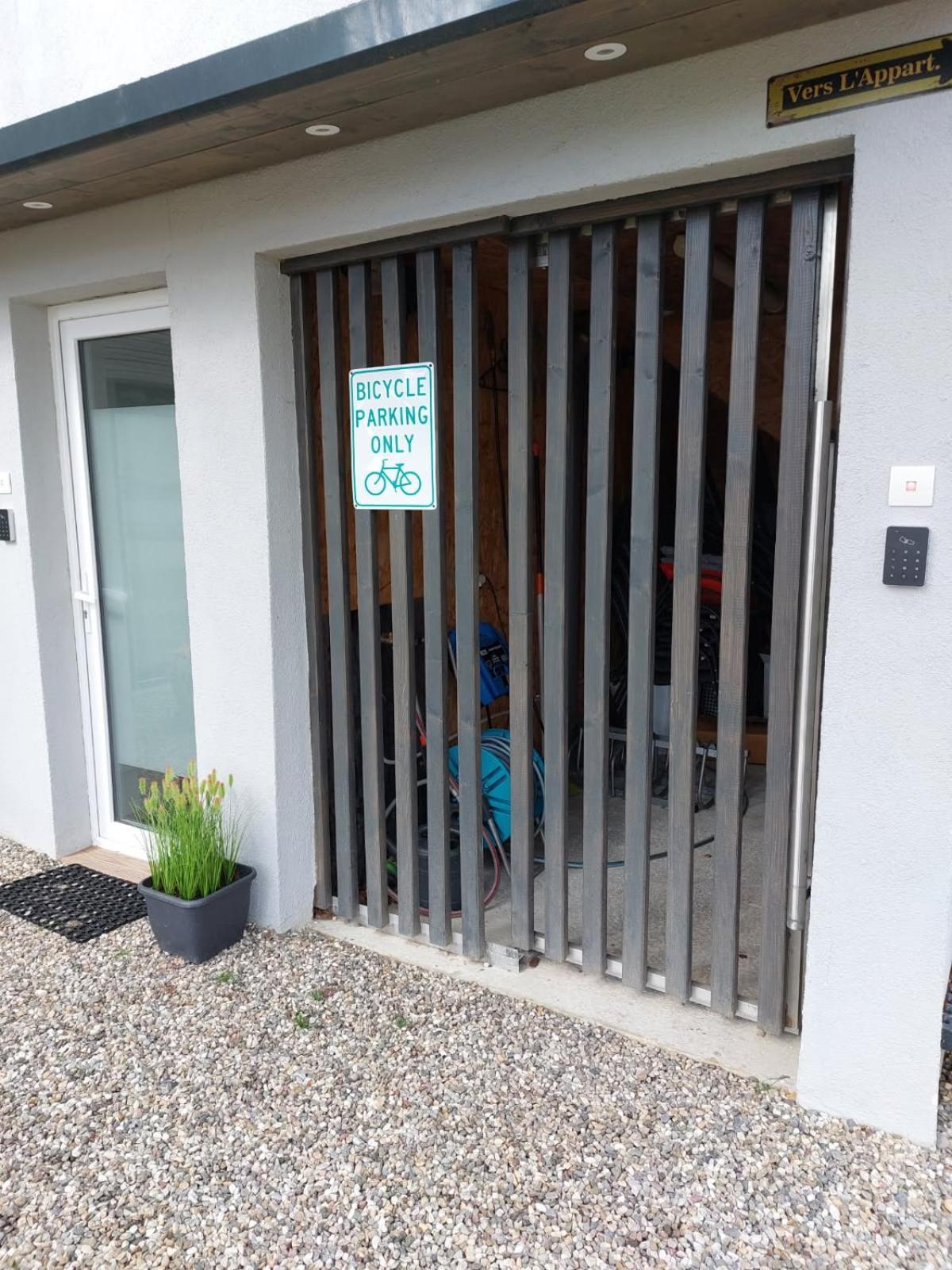 Gite Au Pommier Fleuri Et Son "Appart" Independant Drusenheim Eksteriør billede